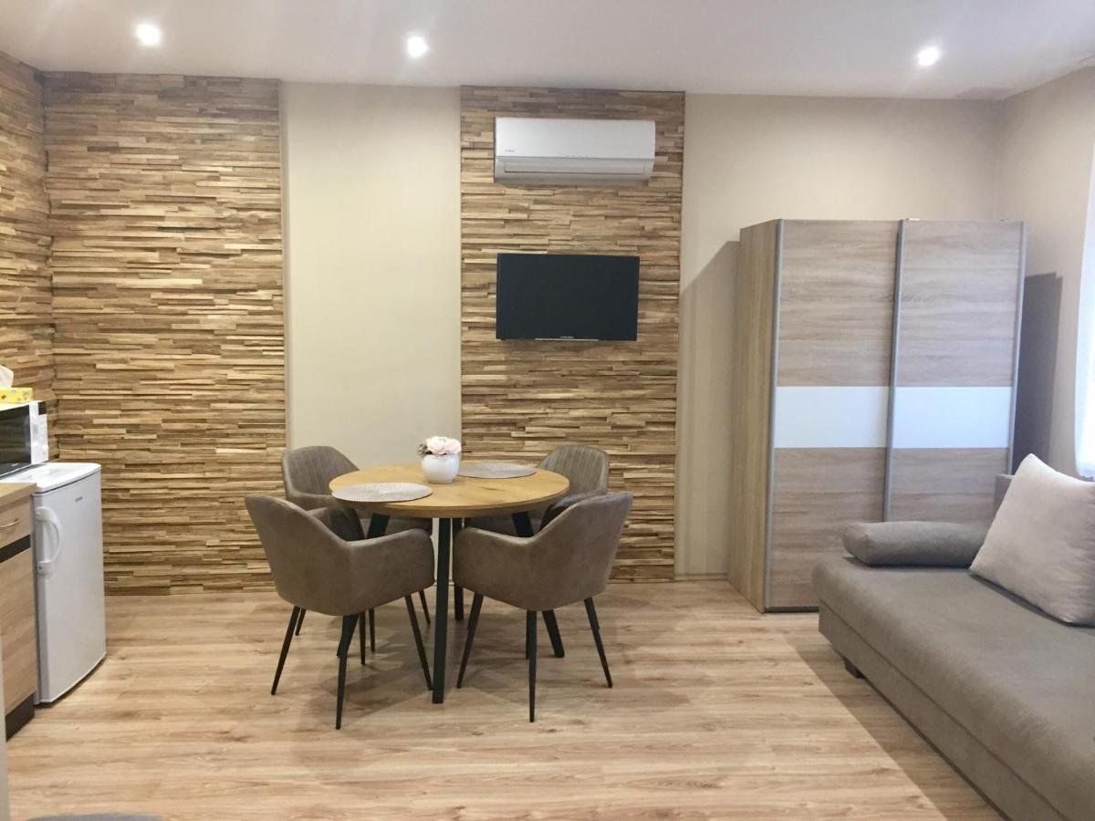 Family Apartmanhaz Appartement Nagykanizsa Buitenkant foto