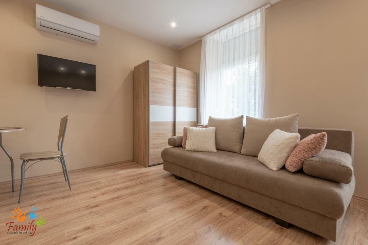 Family Apartmanhaz Appartement Nagykanizsa Buitenkant foto