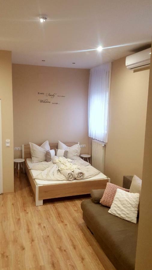 Family Apartmanhaz Appartement Nagykanizsa Buitenkant foto